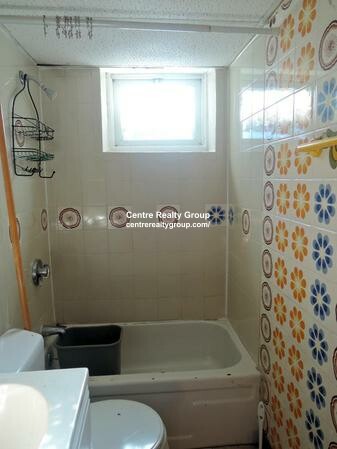 44 Linden St, Allston