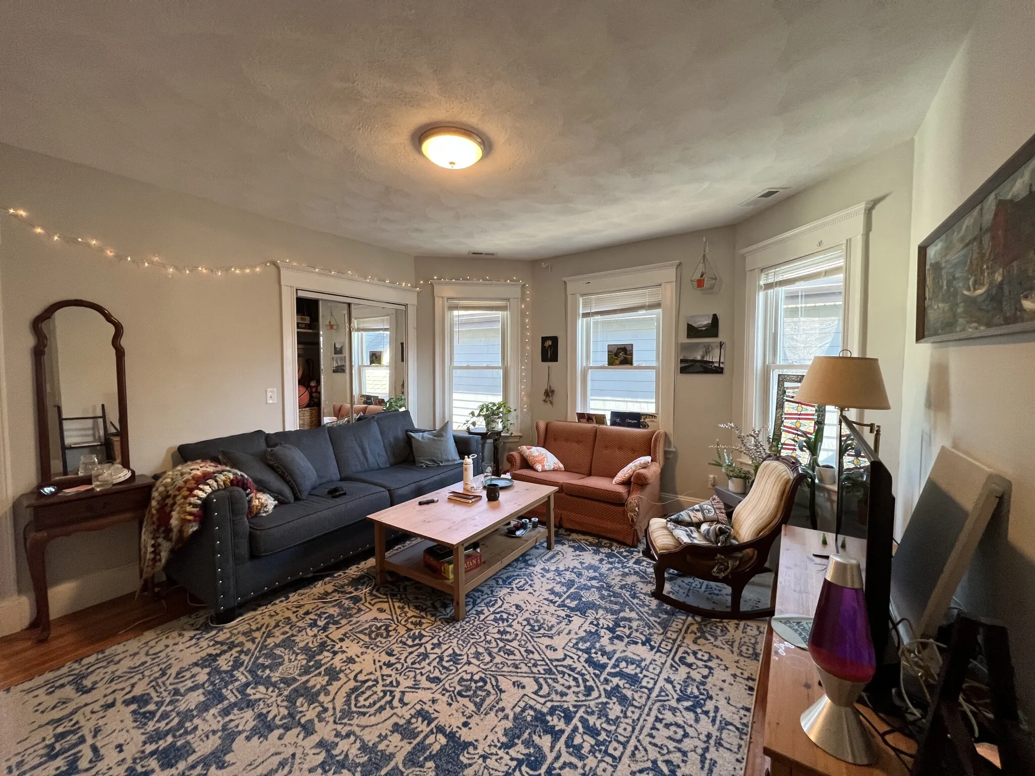 305 Highland Ave, Powder House Square