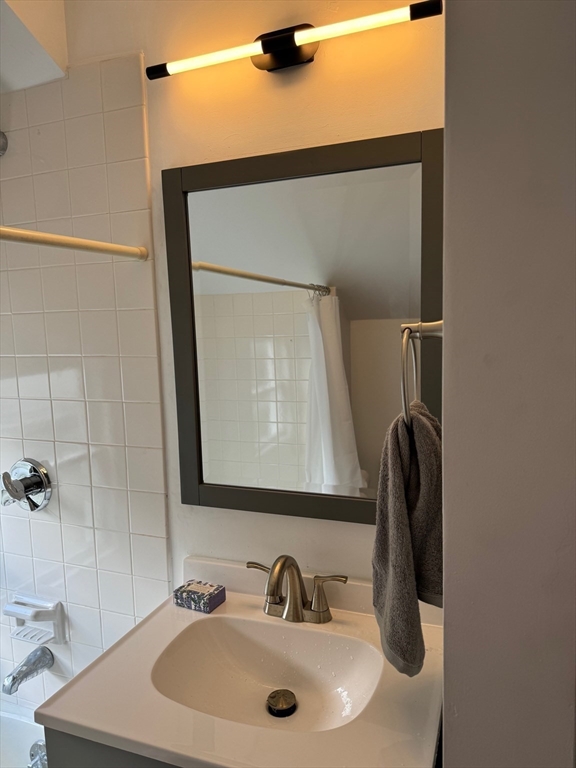 1001 Memorial Dr, Riverside