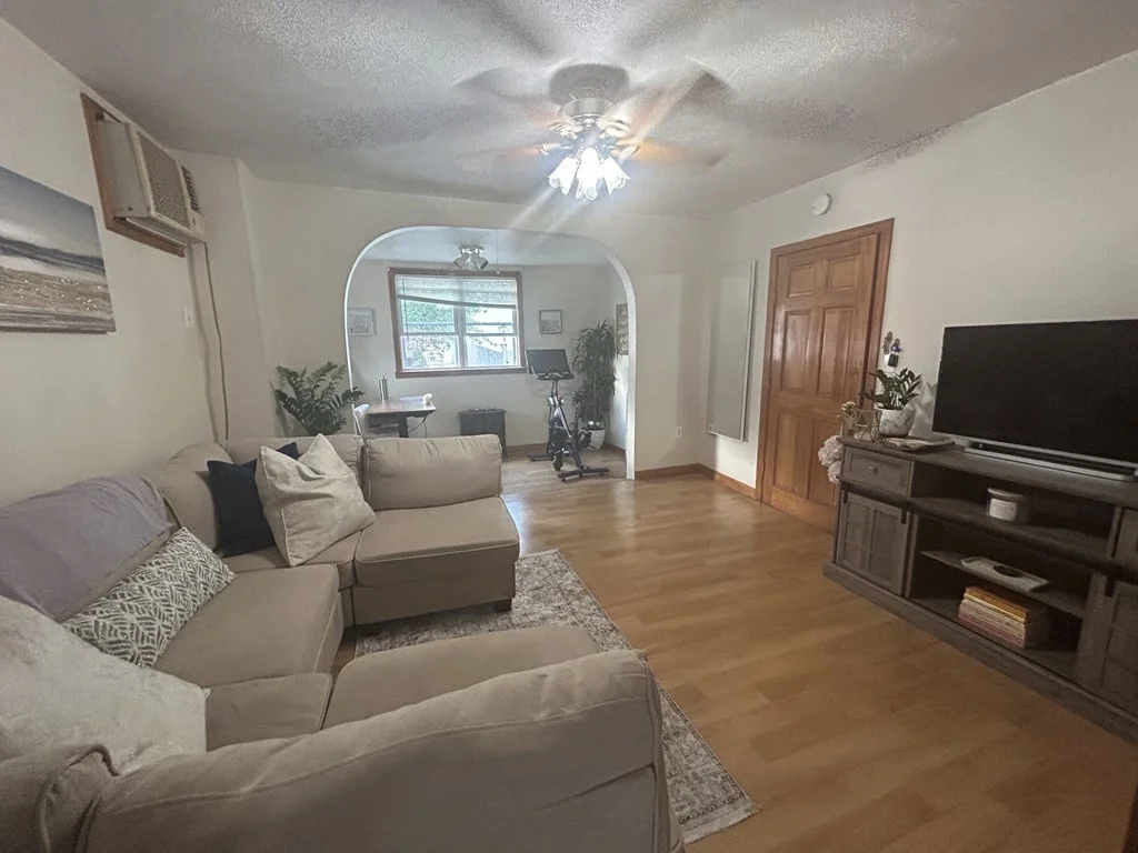 72 Moreland St, Somerville