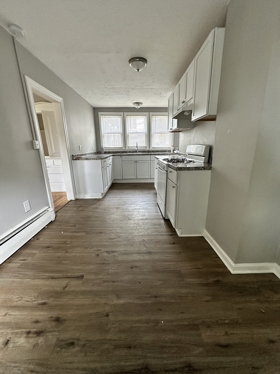 70 Prichard St, Fitchburg