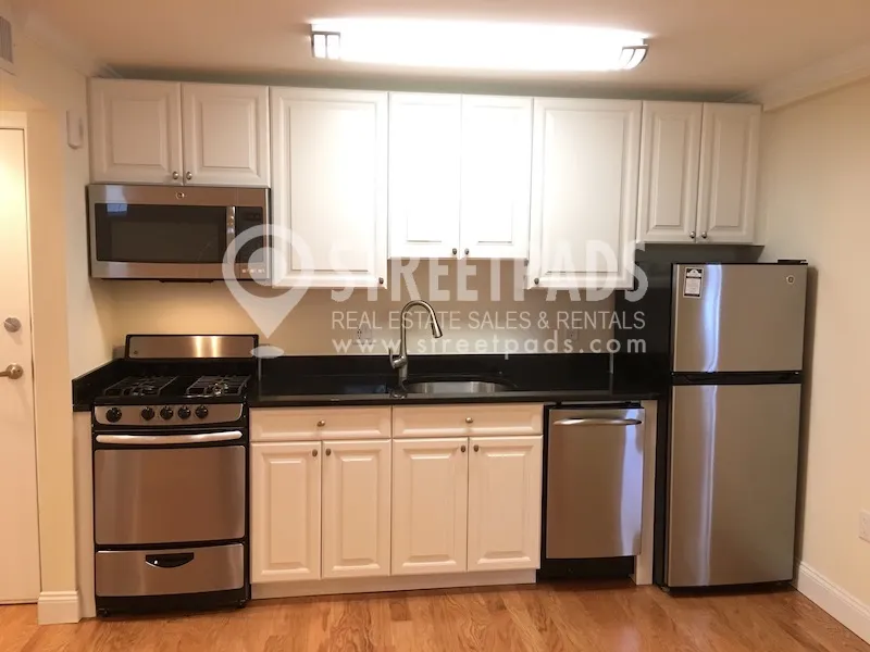 3 Langdon St, Neighborhood Nine