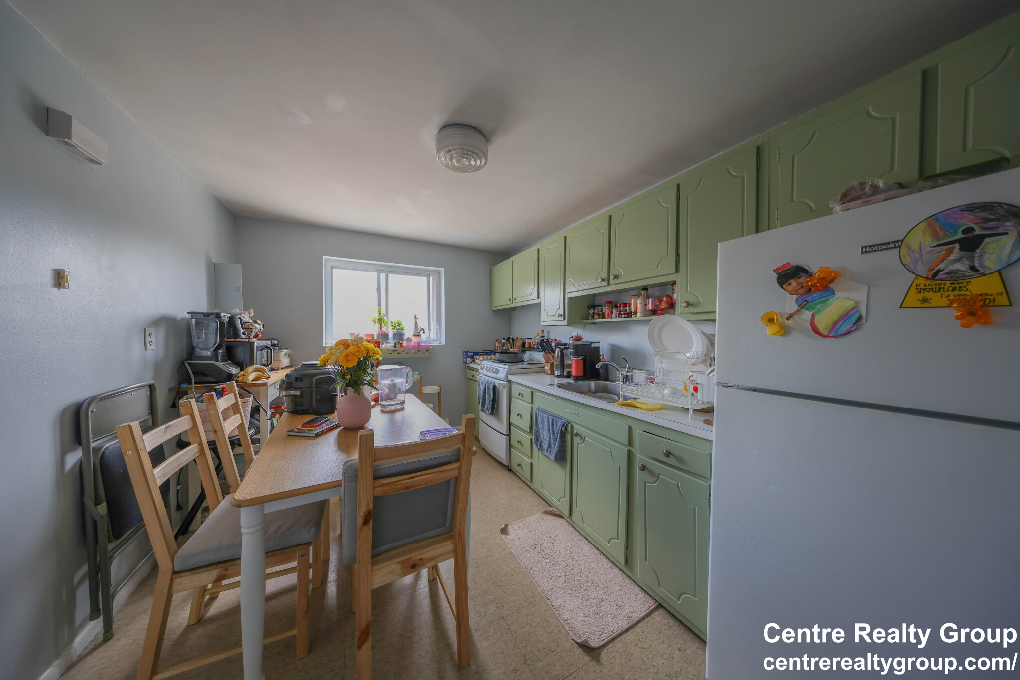 14 Bryon Rd, Chestnut Hill