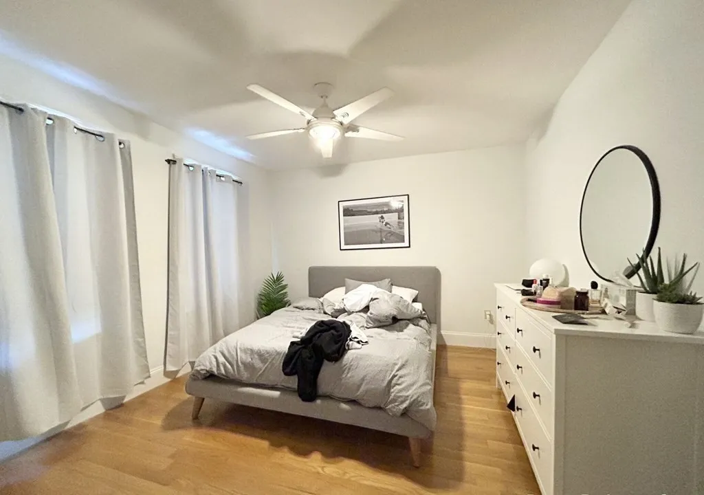 916 Dorchester St, Boston