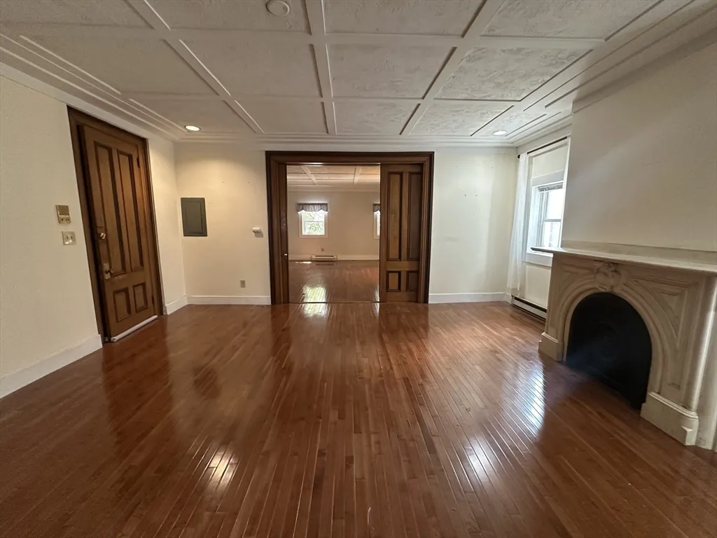 744 East 4th St, South Boston