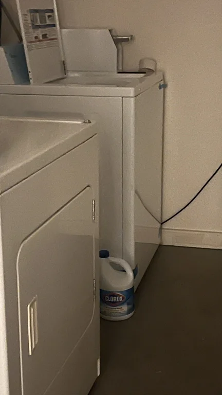 8 Humboldt Pl, South Boston