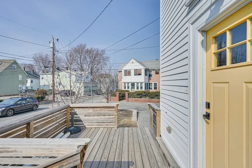 44 Cottage St, Watertown