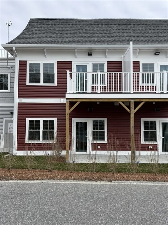 626 Main St, Dennis Port