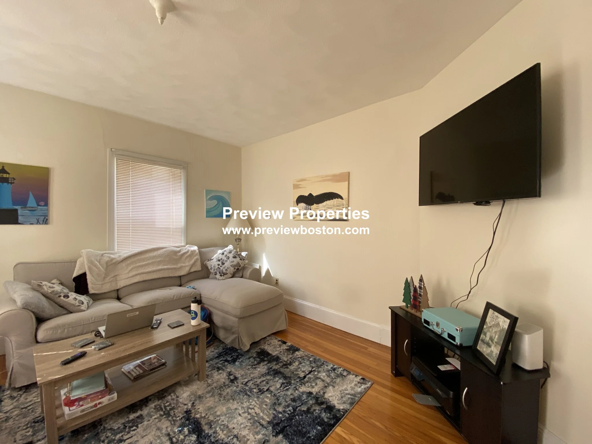 18 Fairbanks St, Oak Square