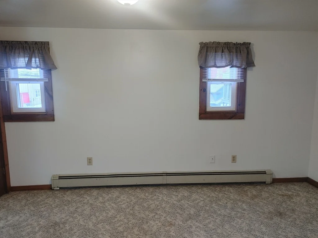 65 East St, North Attleboro