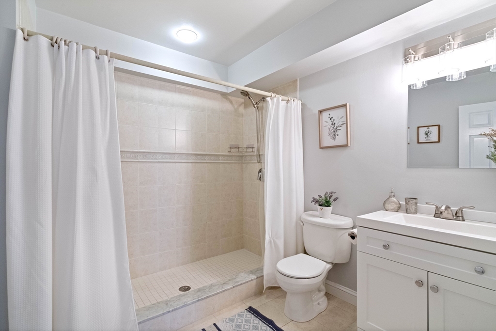 120 West 7th, South Boston