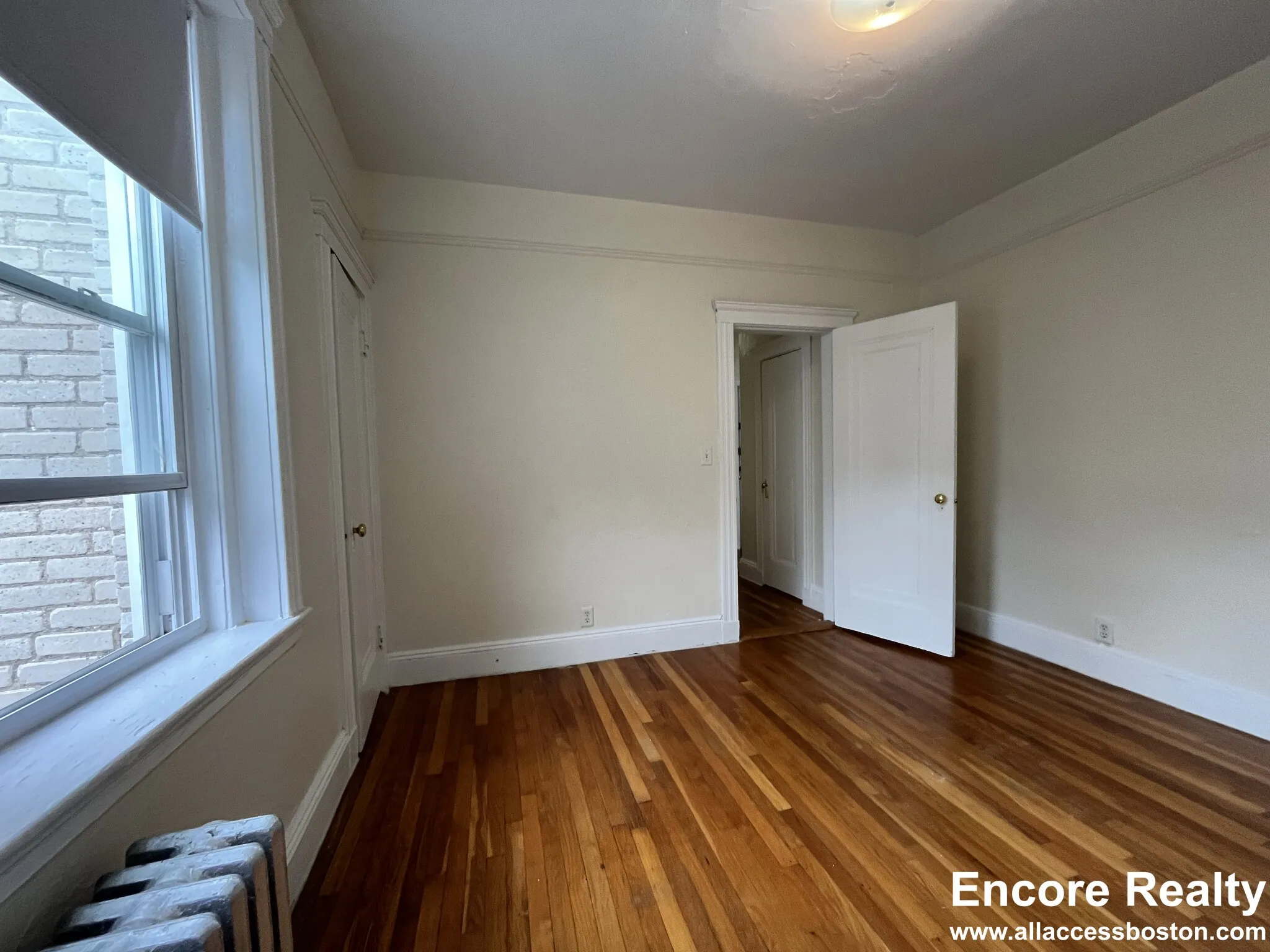 1687 Commonwealth Ave, Brighton