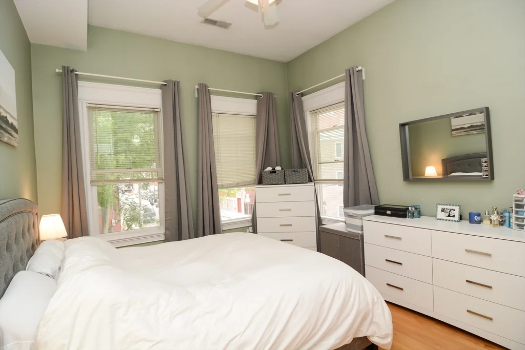 193 W 8th St, South Boston