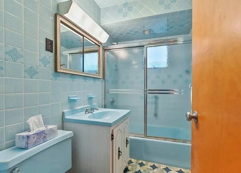 358-360 Arlington St, East Watertown