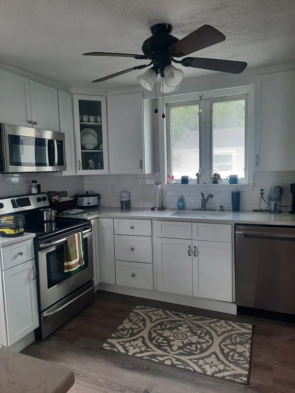 26 Columbus Rd, Marshfield