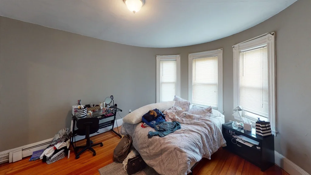 71-73 Chestnut Hill Ave, Brighton