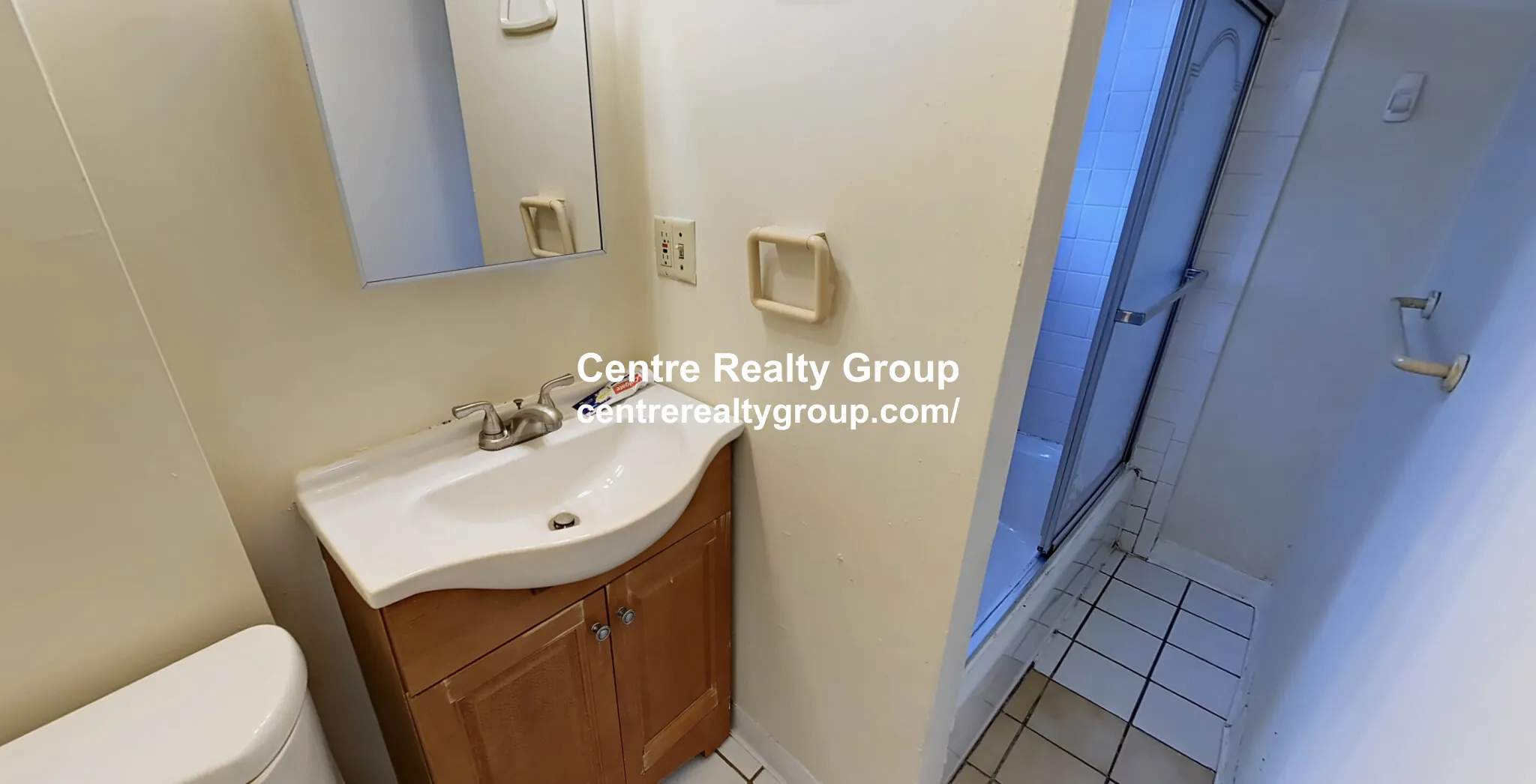 1422 Commonwealth Ave, Brighton