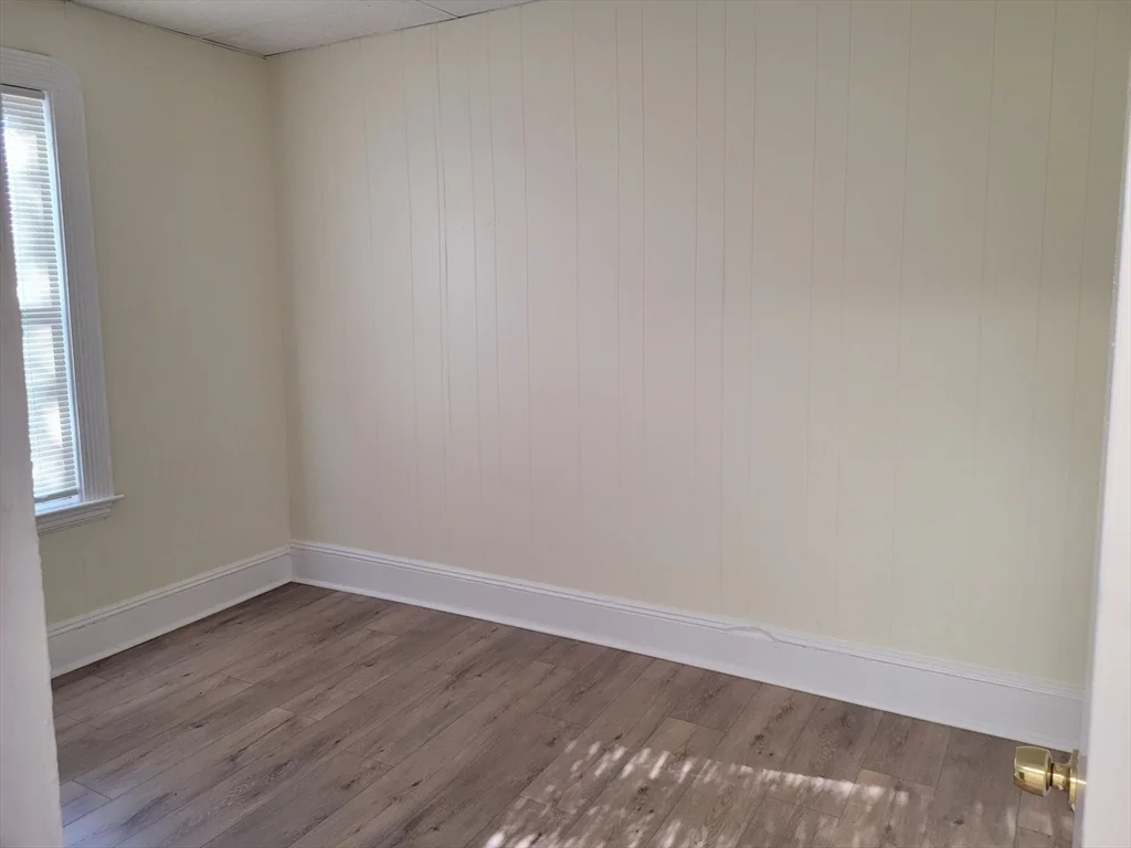 72 Sumner St, Revere