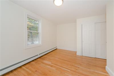 4 School St, Roxbury