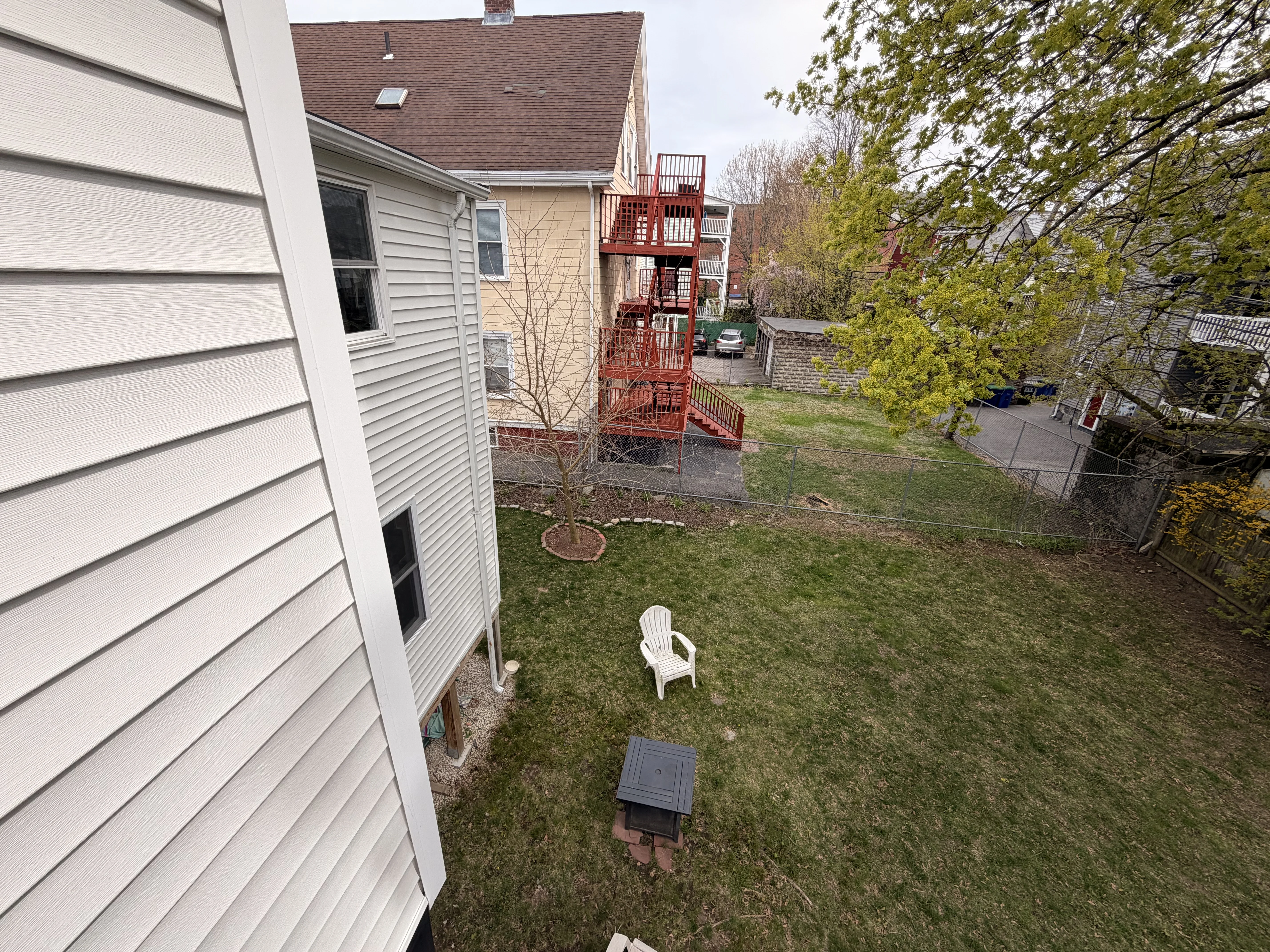 52 Raymond Ave, West Somerville