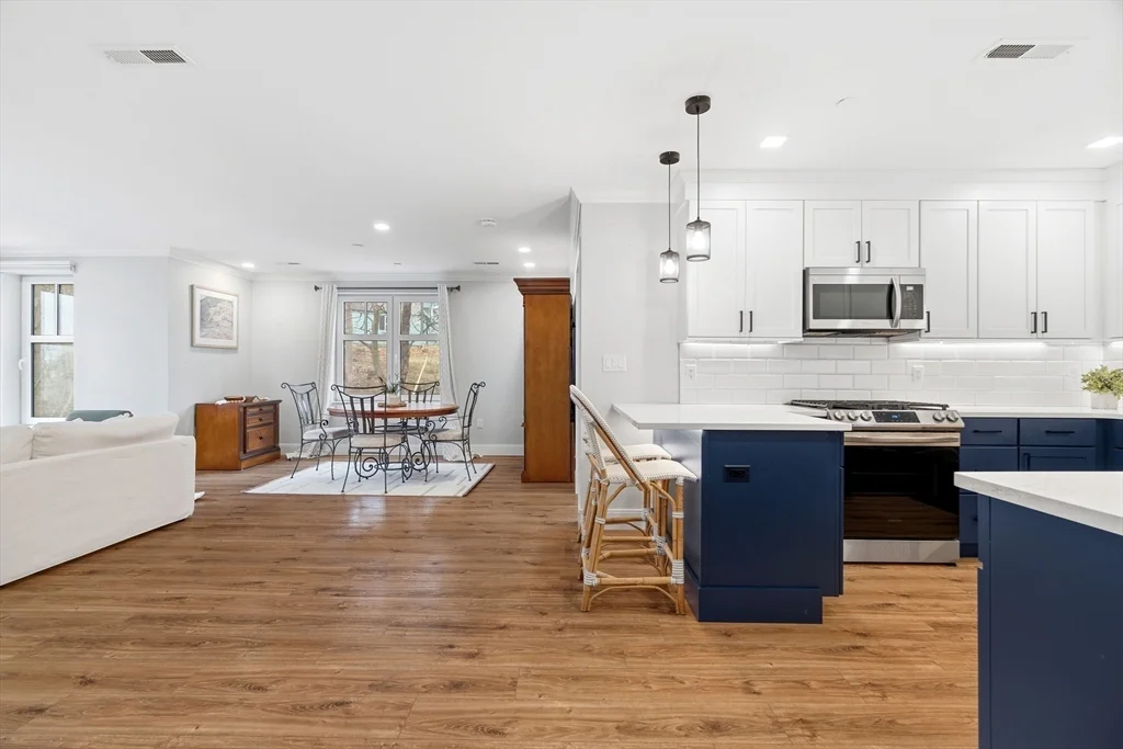 1721 Centre St, West Roxbury