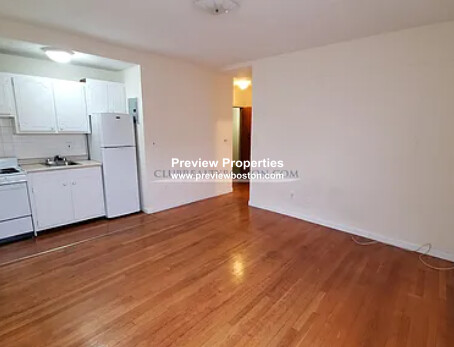 160 North Beacon St, Brighton