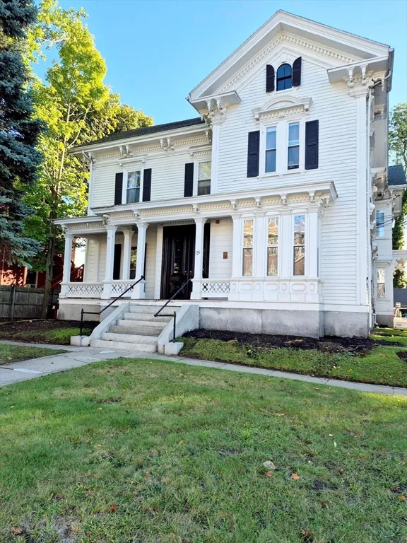 126 W Wyoming, Melrose