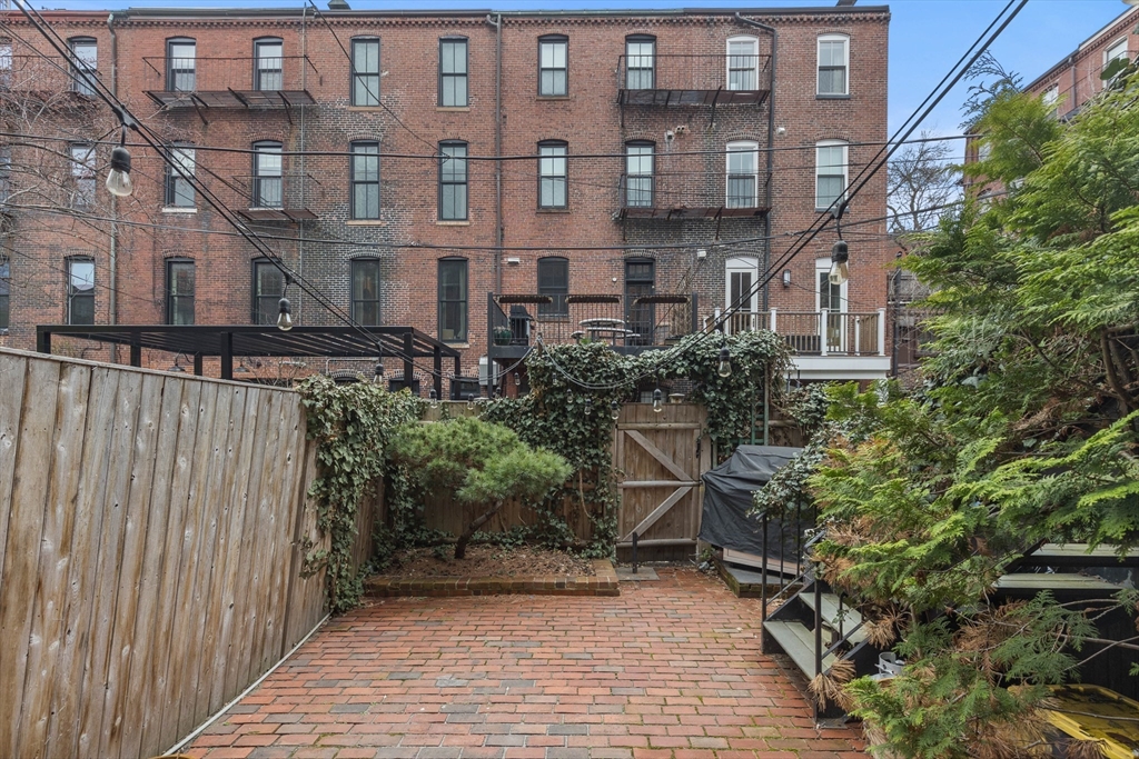 4 Cazenove St, South End