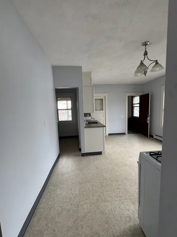 731 Winthrop Ave, Beachmont