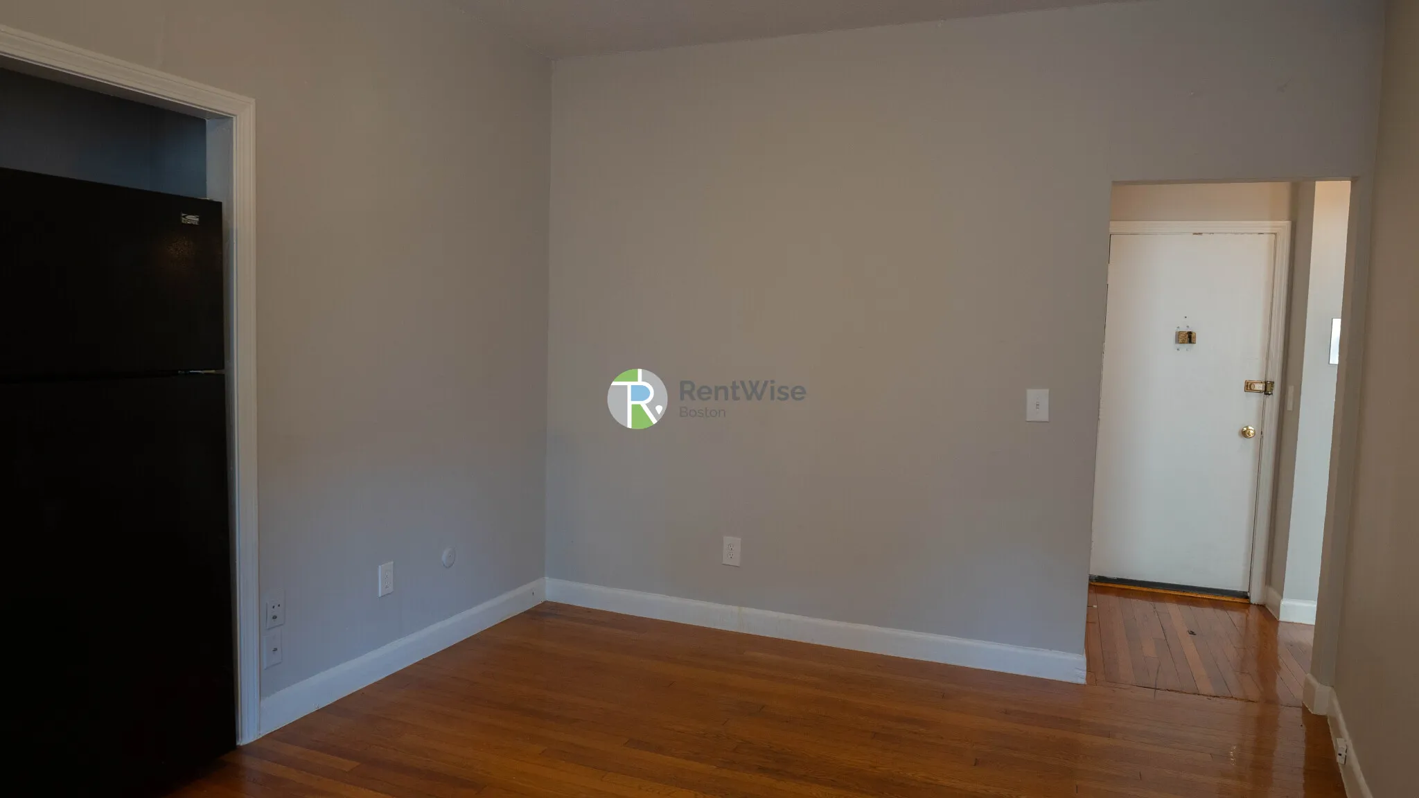 1132 Commonwealth Ave, North Brookline