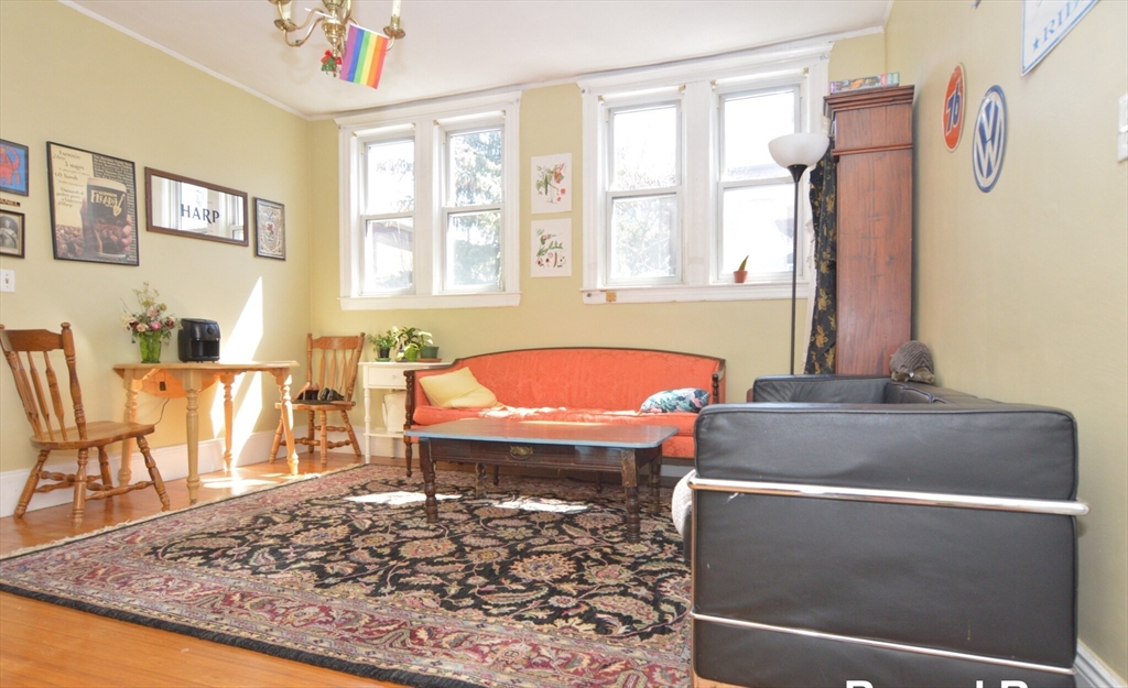 3 Melton Rd, Brighton