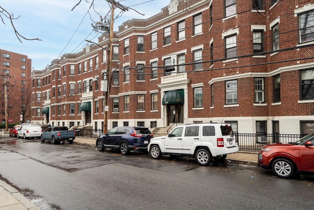 315 Allston St, Brighton