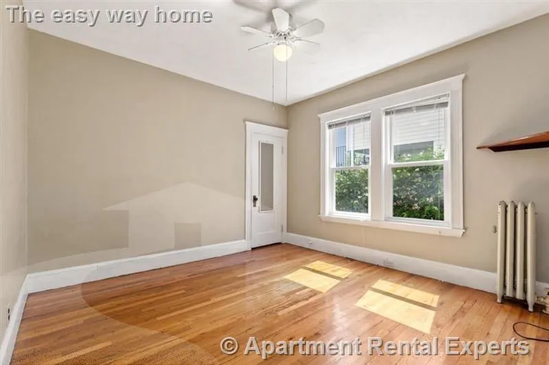 38 George St, Tufts