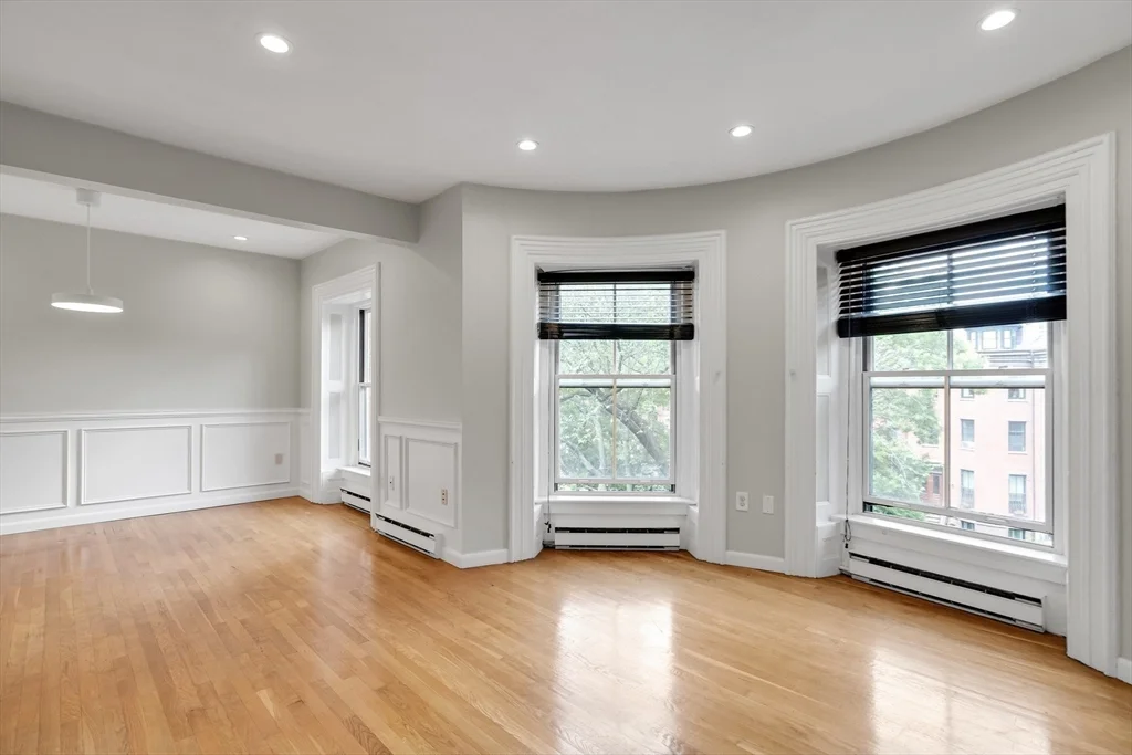 27 Worcester Sq, South End