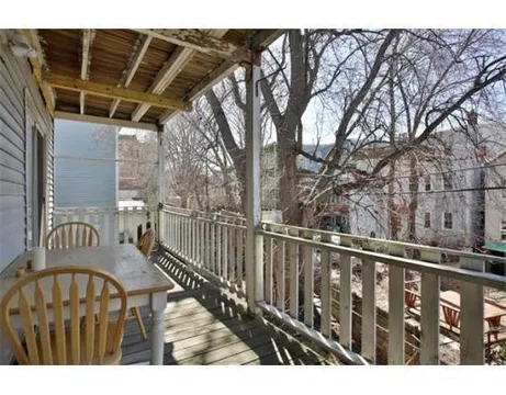 46 Middle St, South Boston