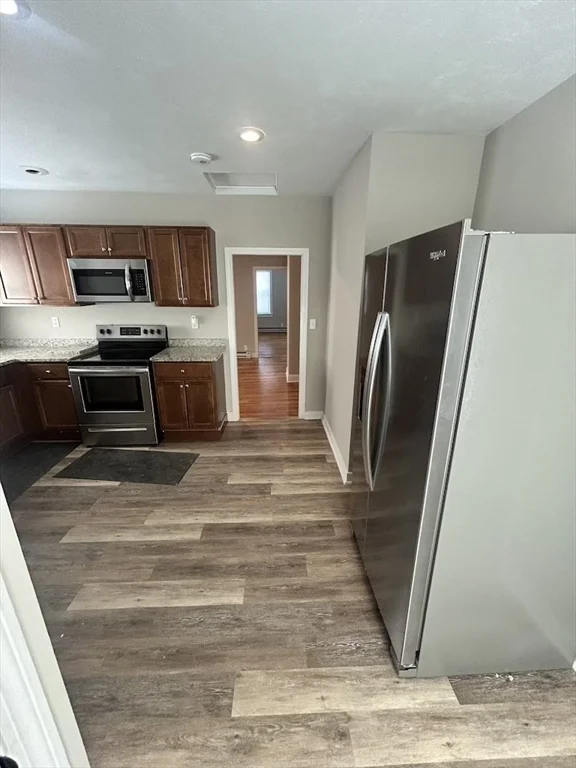 35 Newcomb Pl, Taunton