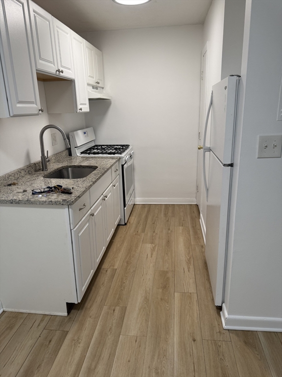 50 Francis, Holbrook