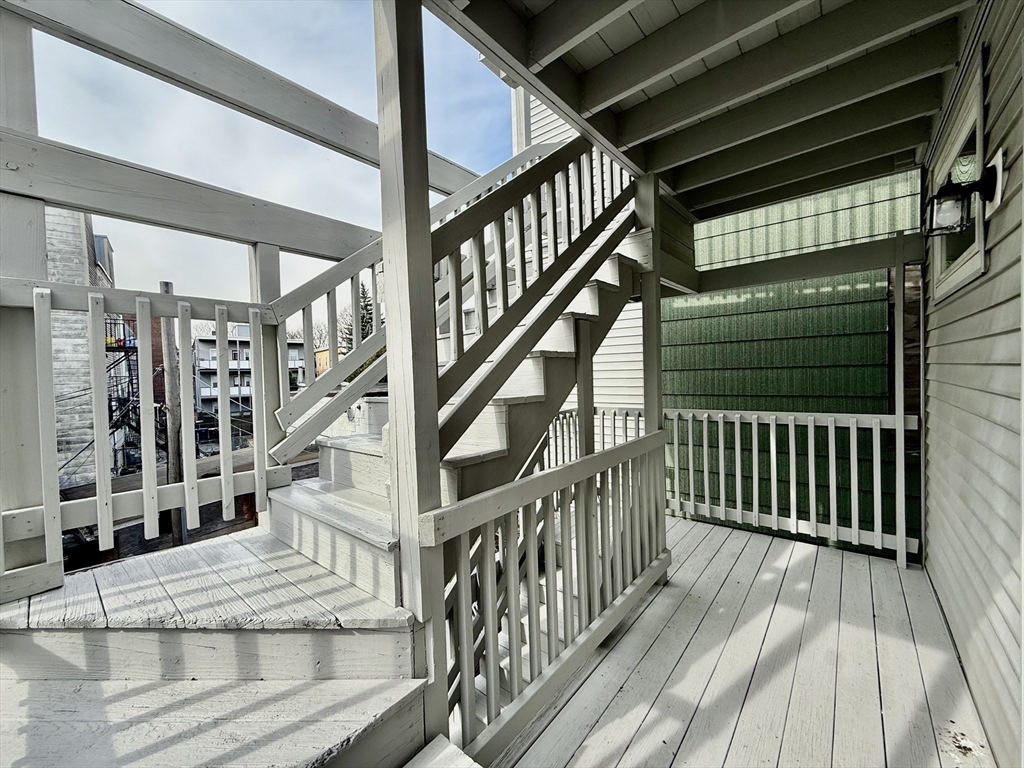 724 Cambridge St, Wellington-Harrington