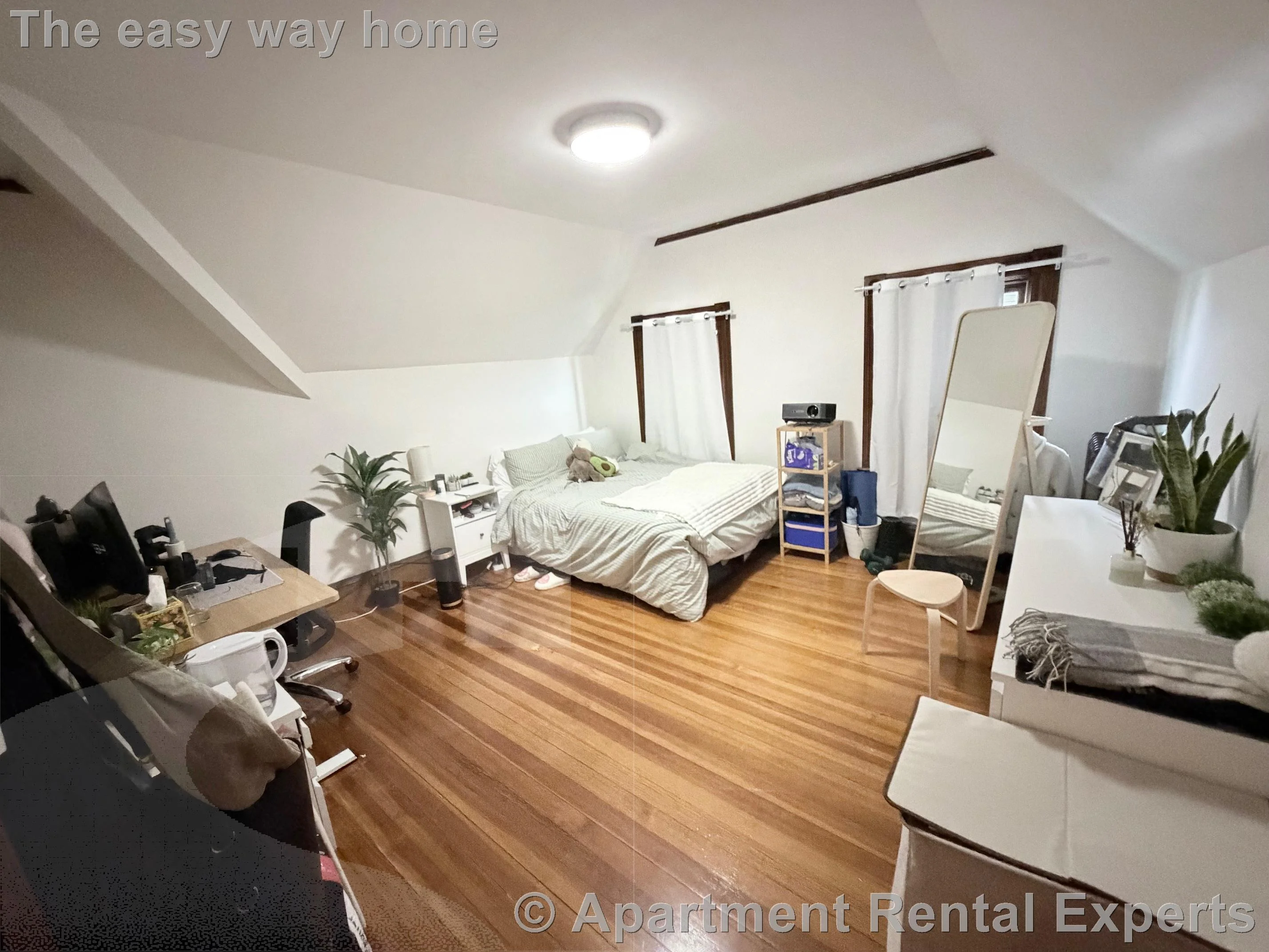 13 Linden Ave, Porter Square