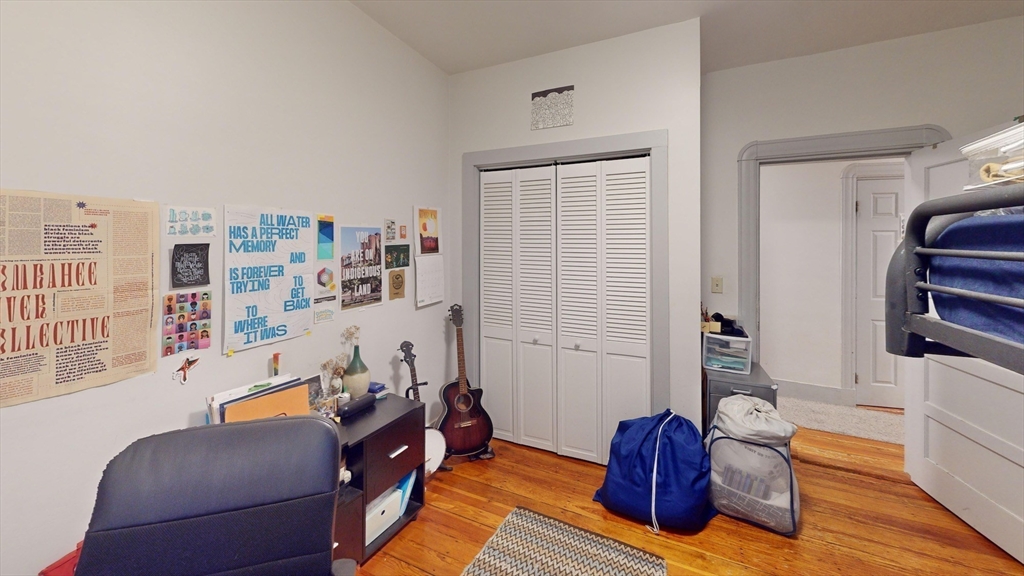 22 Boynton St, Jamaica Plain