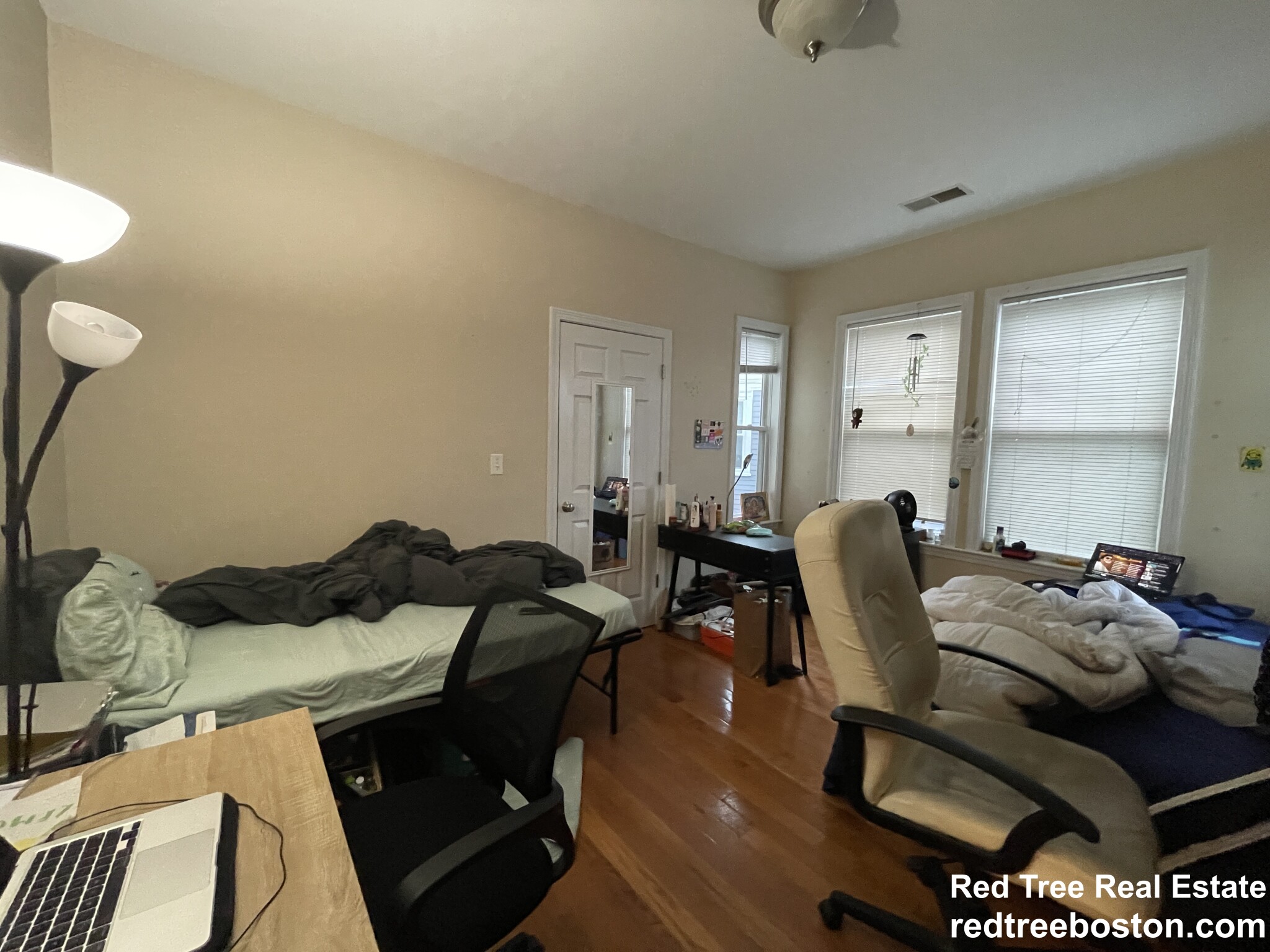 30 Circuit St, Roxbury