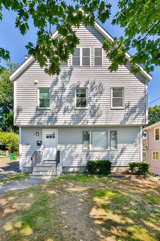 77 Rock Glen, Medford