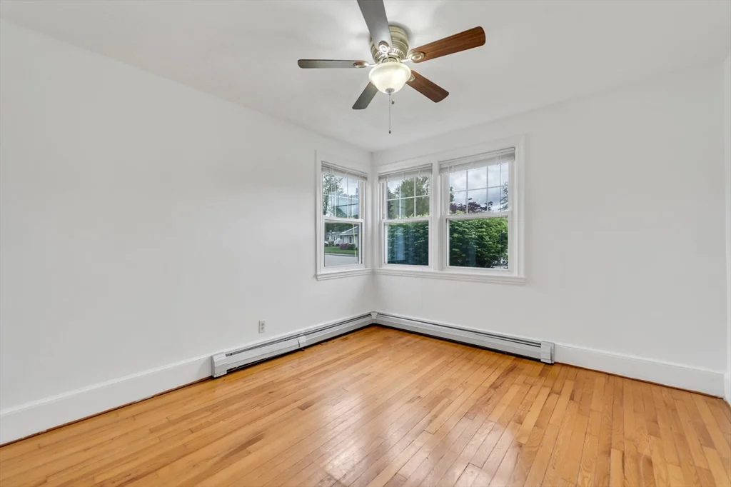 8 Greystone Ave, Bradford