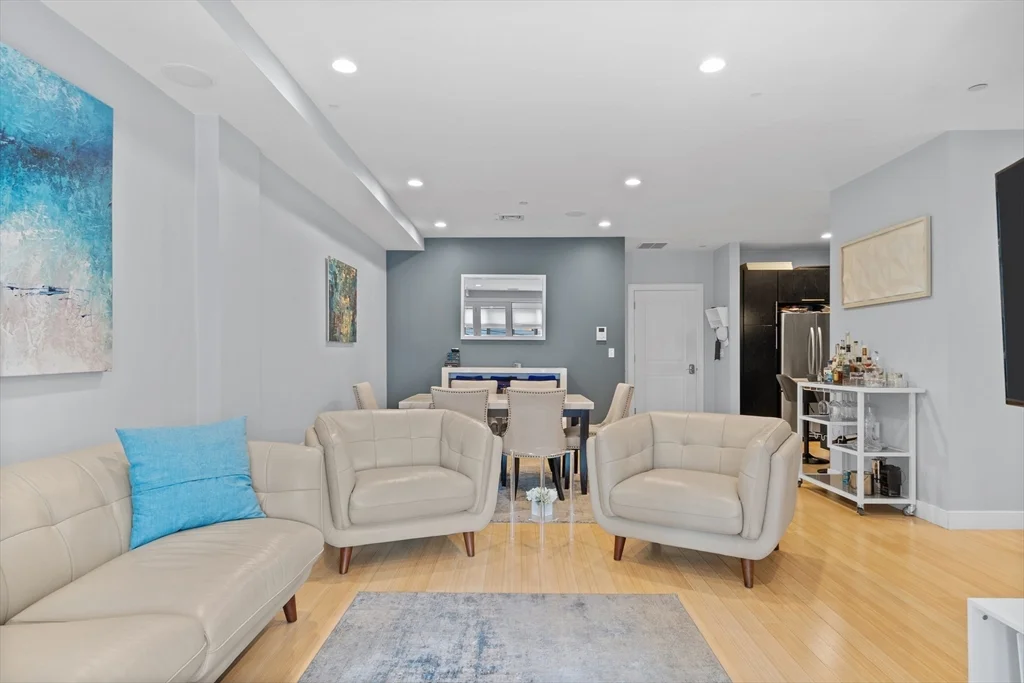 152 Old Colony, South Boston