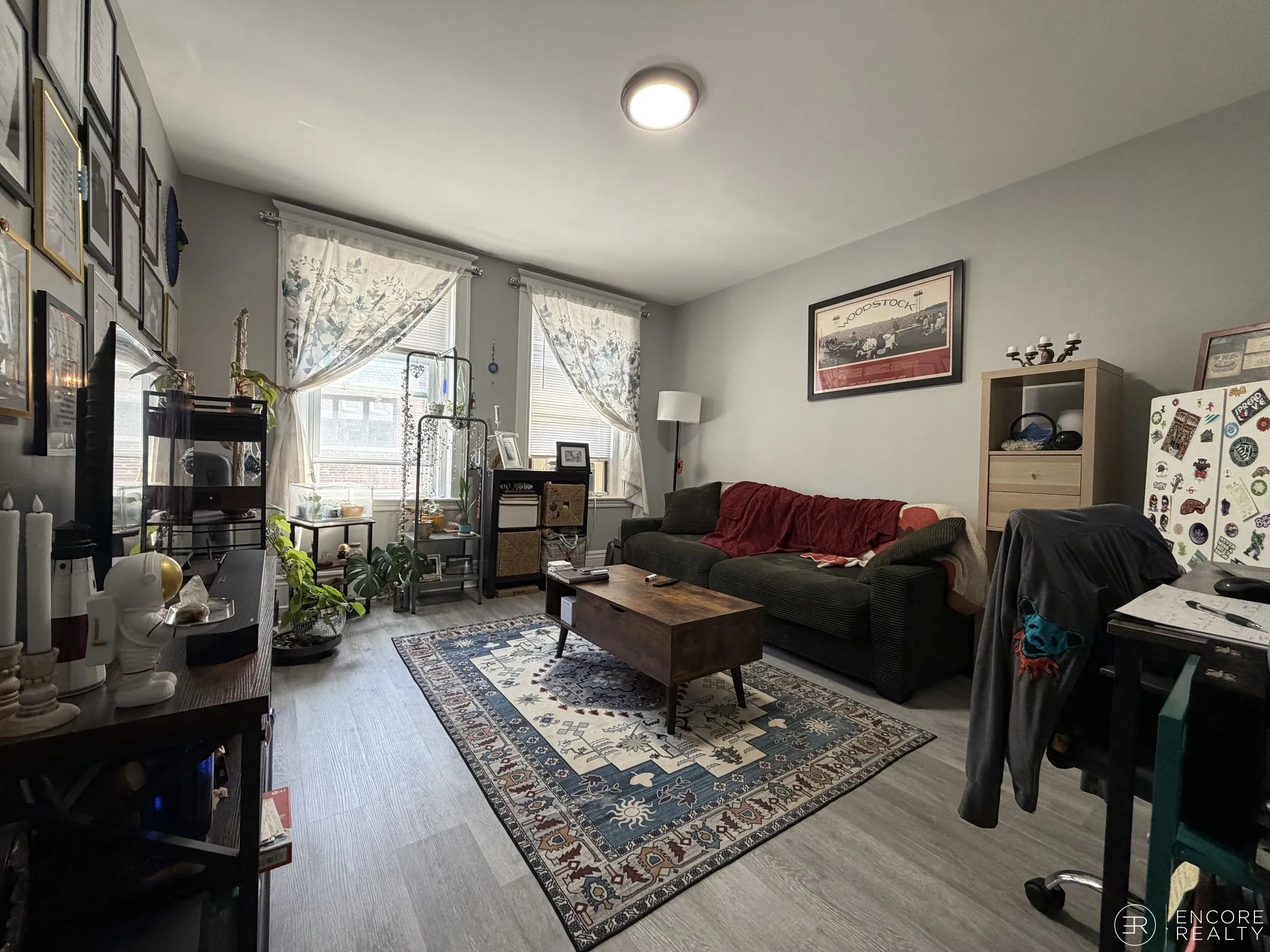 376 Riverway, Mission Hill