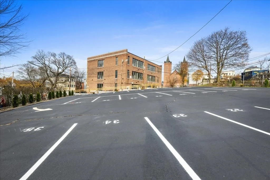 22 Waverly St, Worcester