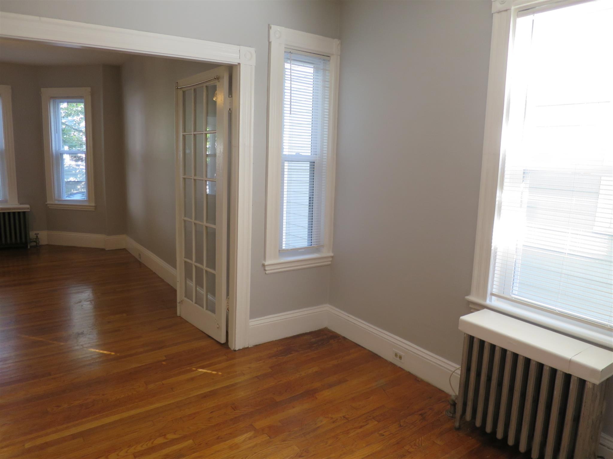 42 Glenwood Rd, Somerville