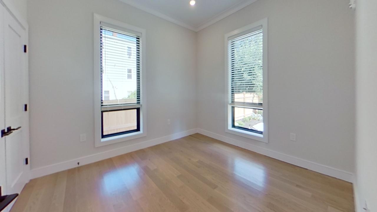 16 Highgate St, Allston