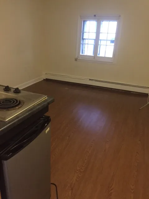 49 South Huntington Ave, Jamaica Plain