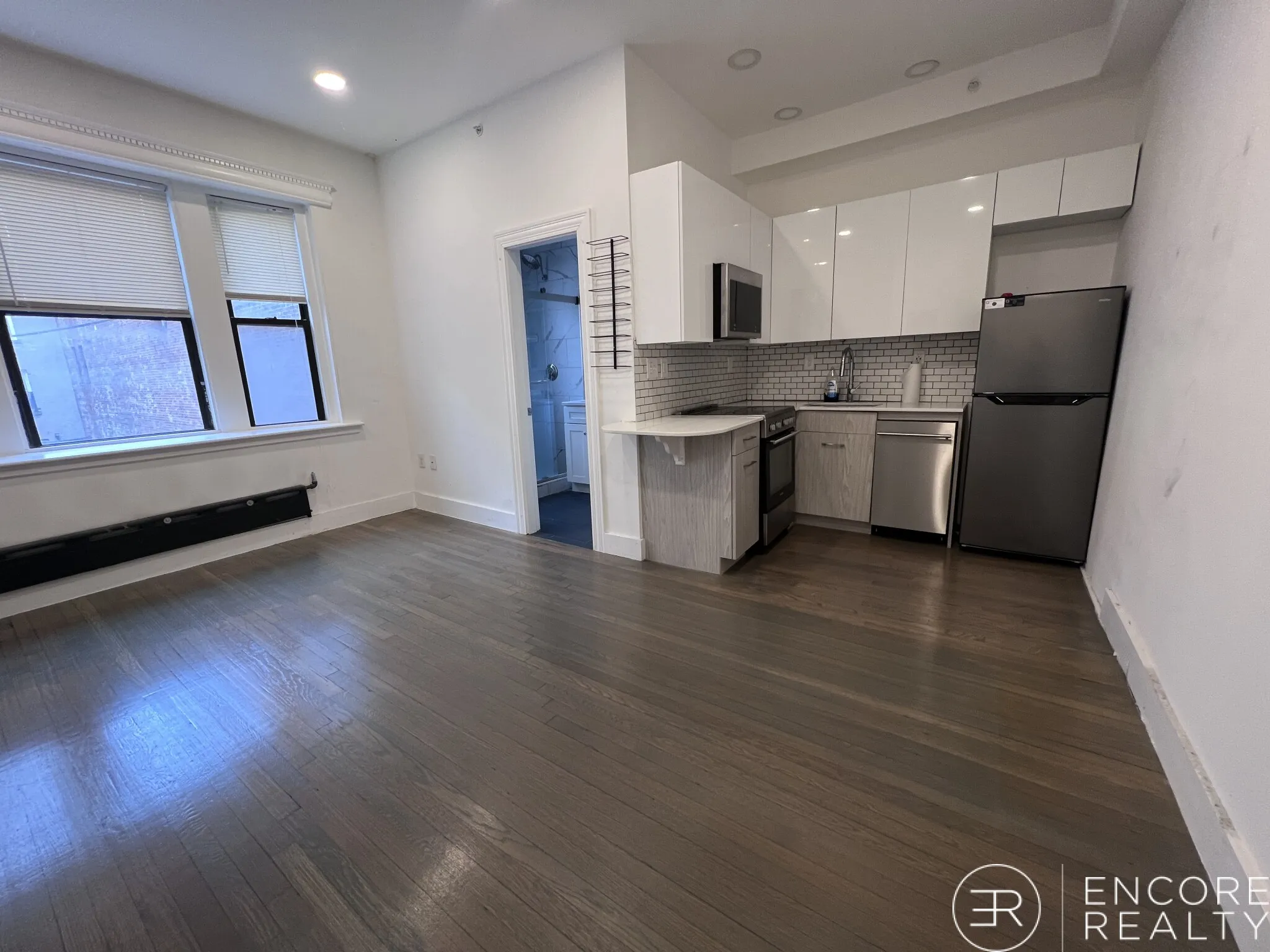 19 Queensberry St, Fenway